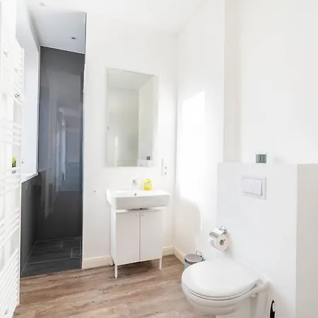 Stylisches City-apartment Innenstadt 4 *